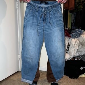 HOLLISTER Ballon Jeans Size 1R